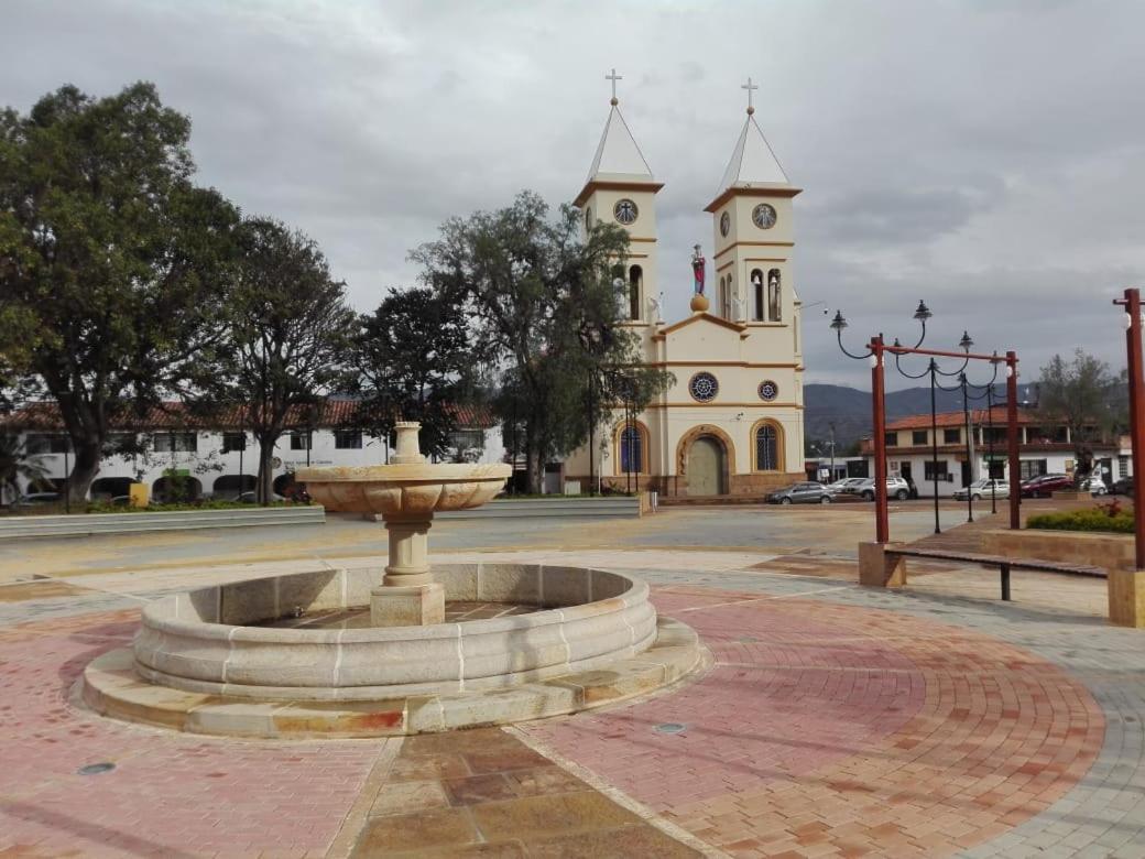 Sutamarchán Posada Turistica Estancia Real מראה חיצוני תמונה